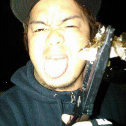 風が吹いたり止んだり